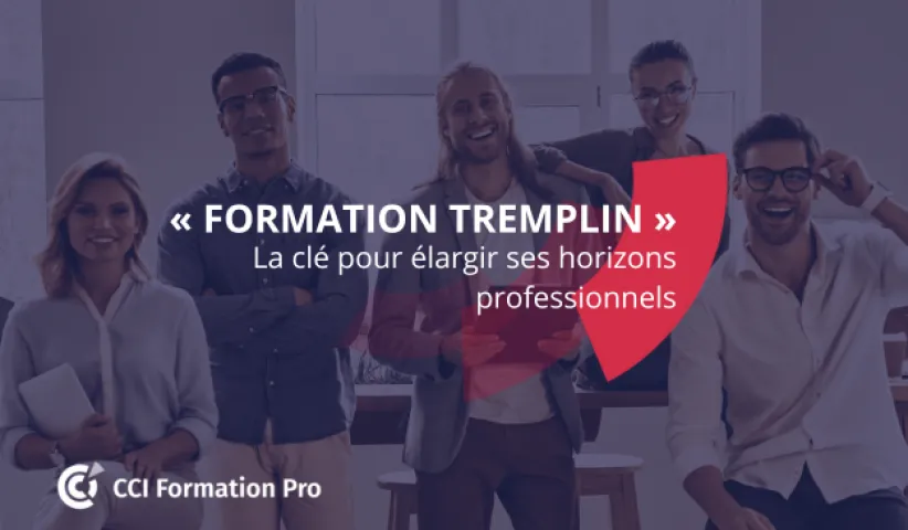 Equipe de travail souriante